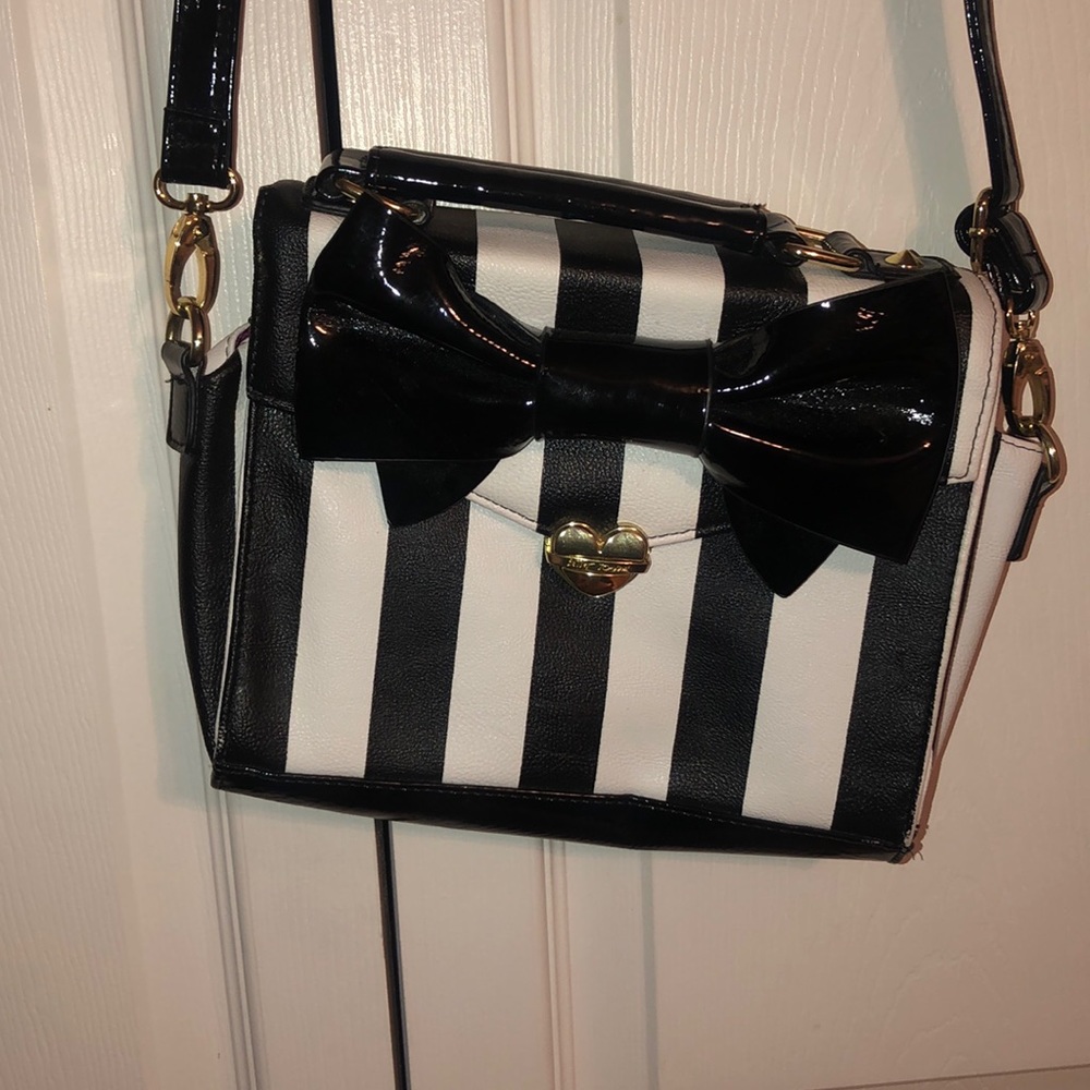 Betsy Johnson black and white purse